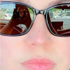 Meet your Posher, Cristina